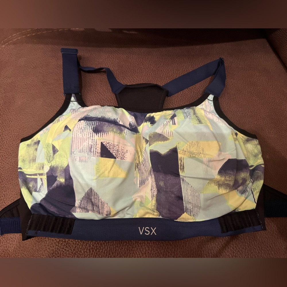 Sports Bra 34 D